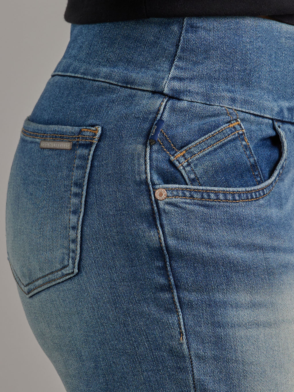 Women's Fever Short