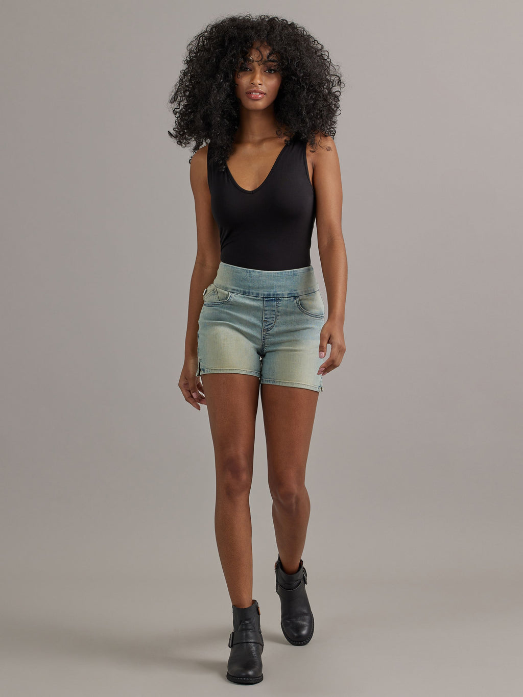 Women's Fever Short