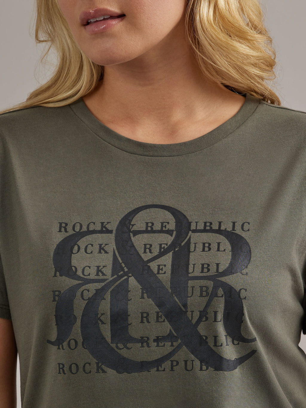 Women's Repeat Logo Boxy Tee