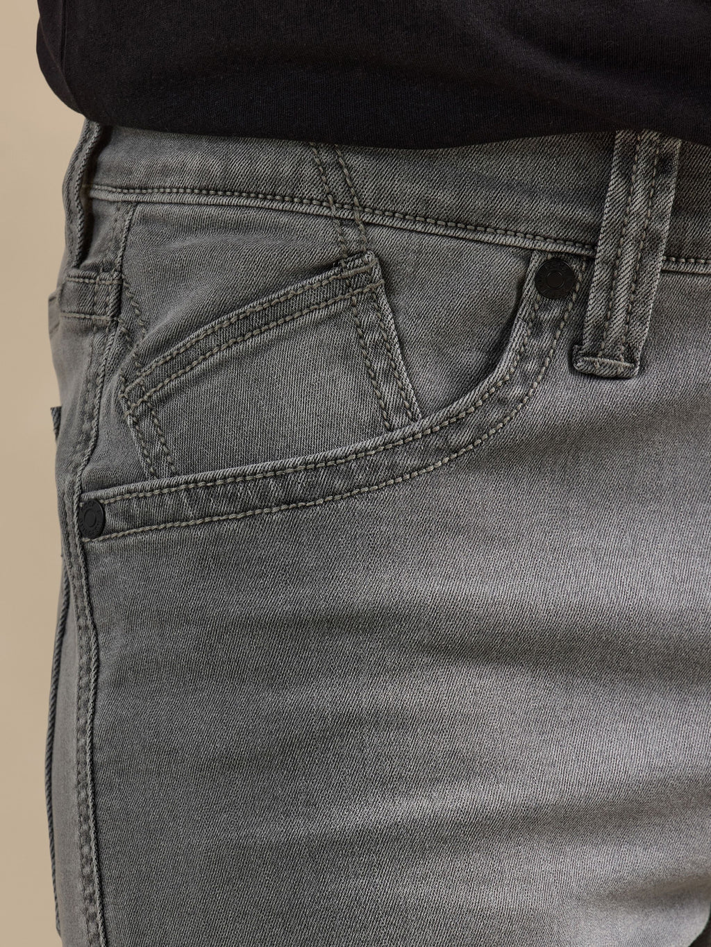 Men's Neil Straight Jean